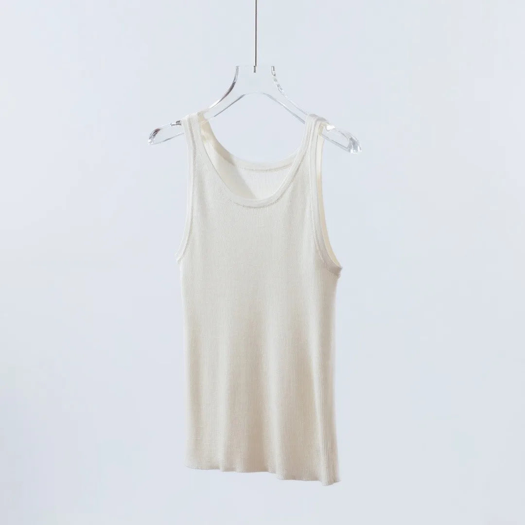 Fine-Spun 100% Superfine Merino Wool Round-Neck Knitted Camisole for Women, Thin, Slim-Fitting, Sleeveless Base Layer Top