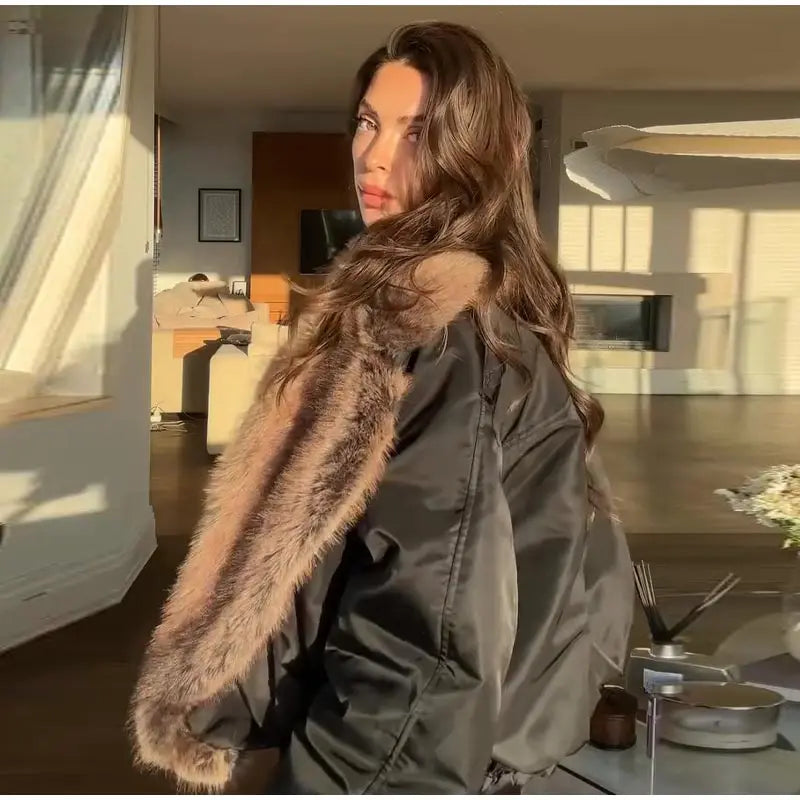 Street Faux Fur Patchwork Cropped Coats Women Loose Lapel Full Sleeve Pockets Warm Jackets 2025 Winter Lady Fashion Outwear