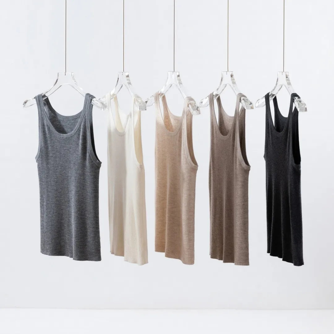 Fine-Spun 100% Superfine Merino Wool Round-Neck Knitted Camisole for Women, Thin, Slim-Fitting, Sleeveless Base Layer Top